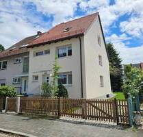 Sehr gepflegte und renovierte Doppelhaushälfte in 90411 NürnbergZiegelstein