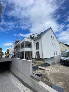 Hausansicht - 3 Zimmer Etagenwohnung zur Miete in Weil am Rhein