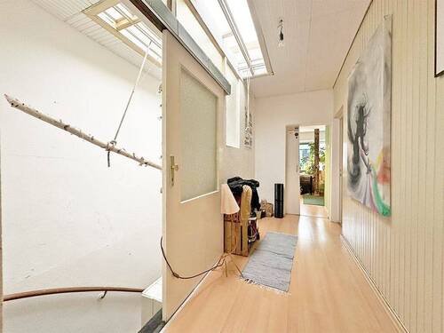 Flur - Mehrfamilienhaus, Wohnhaus mit 295,00 m² in Bremen zum Kaufen