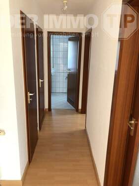 Flur - 3 Zimmer Etagenwohnung in Wilkau-Haßlau