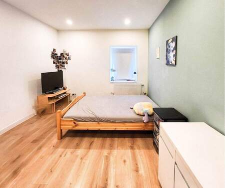 Das zweite von insgesamt drei Schlafzimmern - 