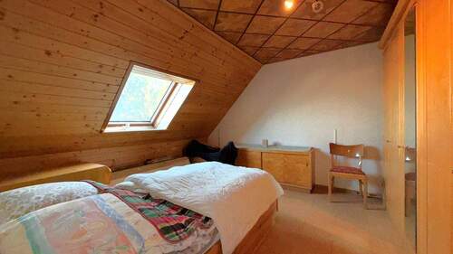 Schlafzimmer DG - 