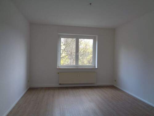 03 Wohnen - Etagenwohnung mit 71,00 m&sup2; in Plauen zur Miete