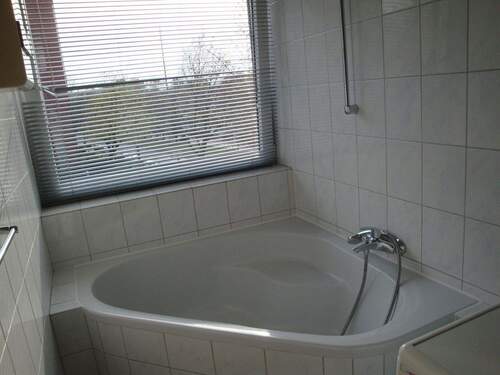 Bad - Eckbadewanne - 