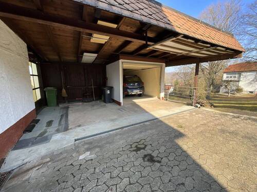Carport und Garage - 