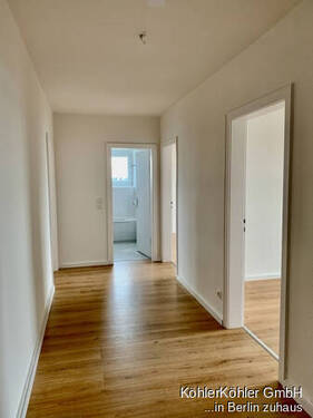 Flur - schöne 3 Zimmer Wohnung in 58507 Lüdenscheid Zentrum zu vermieten