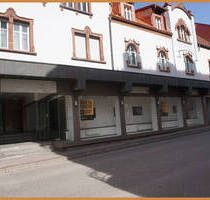 Attraktiver Gewerbebereich - mitten in der Innenstadt - top saniertes Gebäude - viele Möglichkeiten! - Zell am Harmersbach