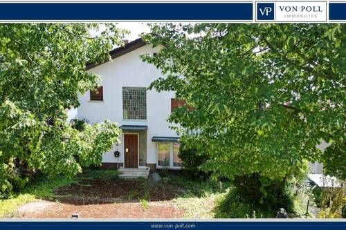 Titelbild - Freistehendes Einfamilienhaus mit Sanierungsbedarf auf großzügigem Grundstück in sehr guter Hanglage