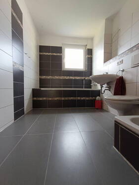 OG: Badezimmer - 