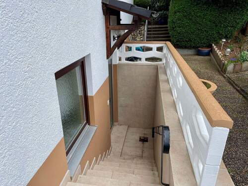 Zugang Einliegerwohnung - 