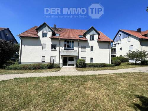 Hausansicht - 3 Zimmer Etagenwohnung zum Kaufen in Wilkau-Haßlau