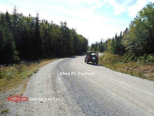 Privatstraße - Zufahrt zum Land links (Lot2) - 