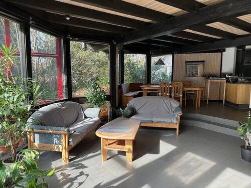 Wohnzimmer.jpg - Mehrfamilienhaus, Wohnhaus mit 143,00 m&sup2; in Neu-Anspach zum Kaufen