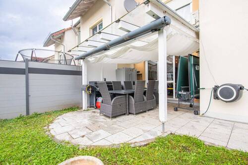 Außen - 6 Zimmer Reihenmittelhaus zum Kaufen in Waldshut-Tiengen