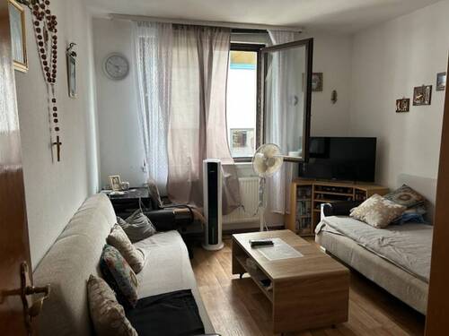 Wohnzimmer, 2. OG rechts - 