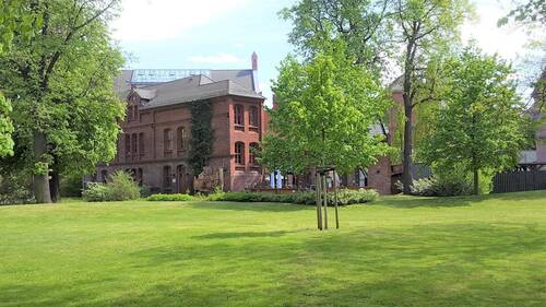 Schlobigparkt mit Johannisbad - 