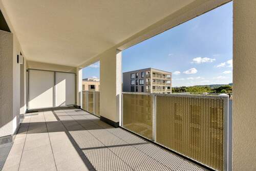 Balkon nach Süd-Osten - 4 Zimmer Etagenwohnung zur Miete in Leinfelden-Echterdingen