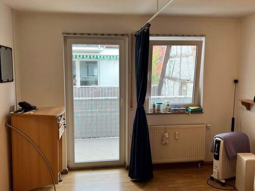 Schlafzimmer.jpg - 2 Zimmer Etagenwohnung zum Kaufen in Bad Kissingen