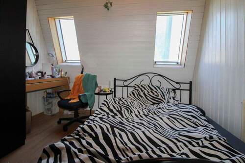 Schlafzimmer 1 im DG Bild 2 - 