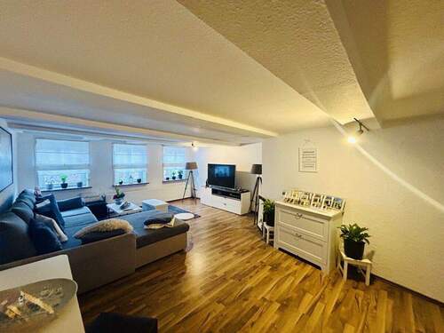 Wohnezimmer OG - 8 Zimmer Mehrfamilienhaus, Wohnhaus zum Kaufen in Stade