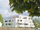 Außenansicht - ***BLICKFANG*** SONNIGE 3 ZIMMER WOHNUNG MIT EINBAUKÜCHE TERRASSE, GARTENANTEIL UND TIEFGARAGENSTELLPLATZ