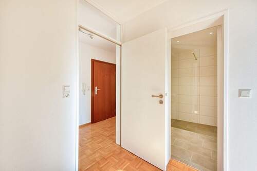 Flur zum Bad - 