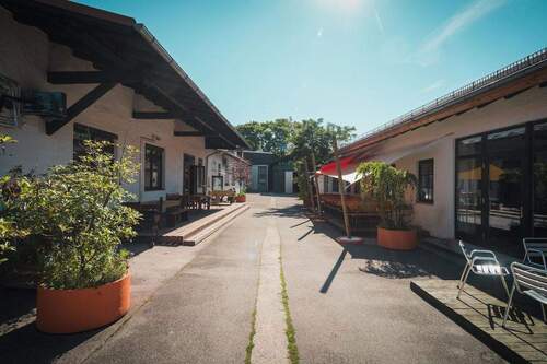 Gelände - Büro in München zur Miete