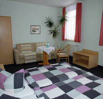 Top-Innenstadtlage | Pension mit Gaststätte und Wohnung - Hildburghausen