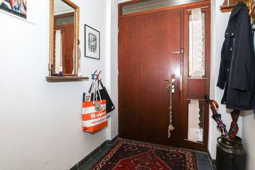 Diele - 4 Zimmer Einfamilienhaus zum Kaufen in Neuss / Neusserfurth