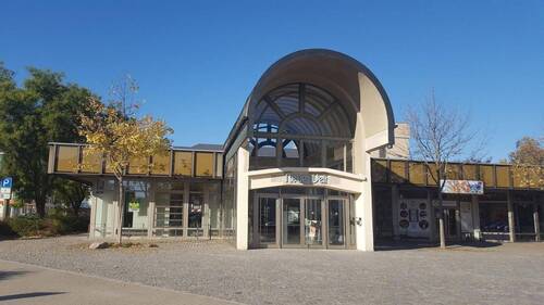 Neue Welt, neuer Eingang - 