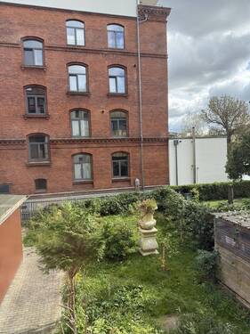 Hinterhof - 
