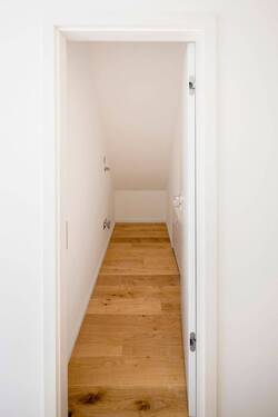 Abstellkammer - 