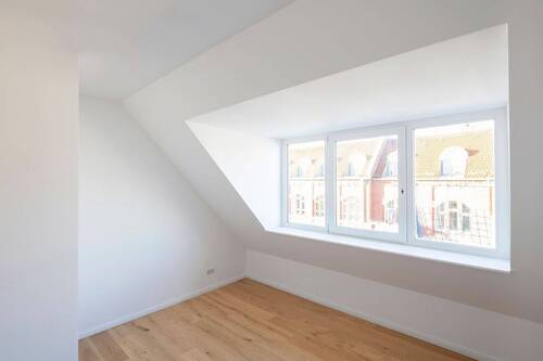 Zimmer 2 - 