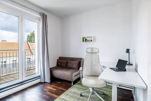 Mögliches Arbeitszimmer - Etagenwohnung mit 192,00 m² in Berlin zum Kaufen