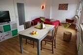 Bild 1 - Möbliert: Terrasse+Wunderschön+gerade Wände:1 12 Zim. TH + FH + FLUGHAFEN + ZENTRUM gut erreichb