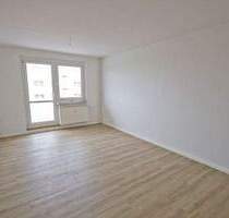 Schöne 2-Zimmerwohnung mit Balkon und Dusche - Halle (Saale) Heide Nord