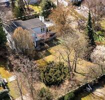 Familientraum in Bestlage Obermenzing: Parkähnliches, weitläufiges Grundstück mit Architekten-Haus. - München Pasing-Obermenzing