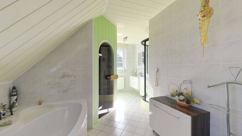 Badezimmer mit Sauna - DG - 