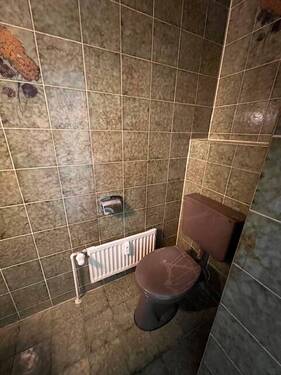 WC.jpg - 