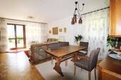 Wohn-Essbereich - 3 Zimmer Etagenwohnung zum Kaufen in Augsburg