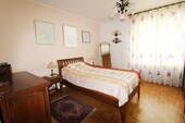 Schlafzimmer - Etagenwohnung mit 81,20 m² in Augsburg zum Kaufen
