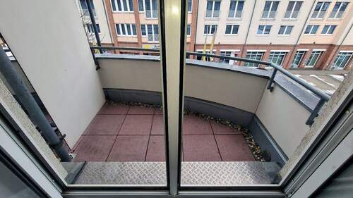 20240117_150454_copy_1464x823 - Etagenwohnung mit 24,10 m&sup2; in Dresden zur Miete