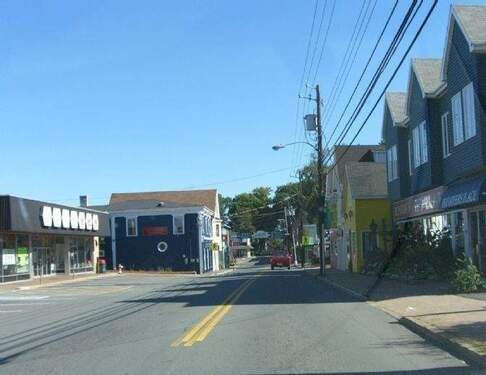 Liverpool an einem sonnigen Sonntag - 