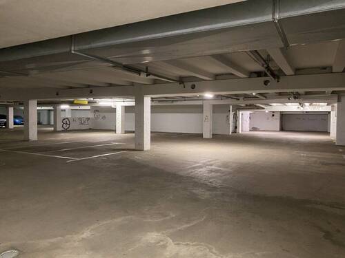 Tiefgarage - 