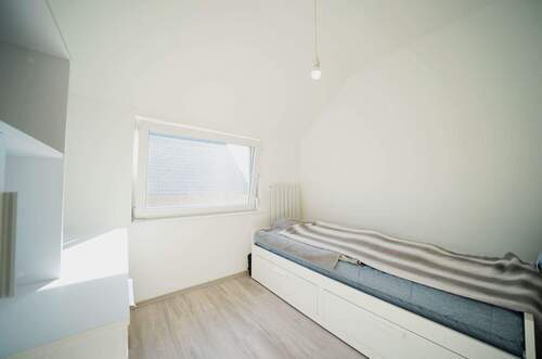 Arbeits- / Gästezimmer - 