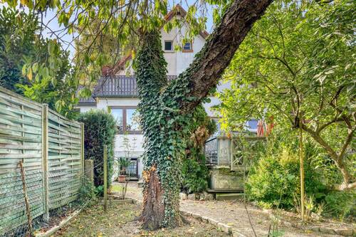 Blick vom Garten auf das Wohnhaus - 
