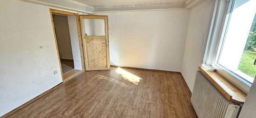 Zimmer 3 - 