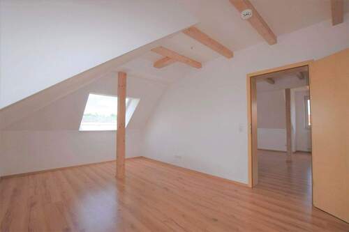 Schlafzimmer - 3 Zimmer Etagenwohnung zum Kaufen in Ansbach