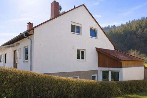 Bild 2 - 7 Zimmer Doppelhaushälfte zum Kaufen in Neckargemünd