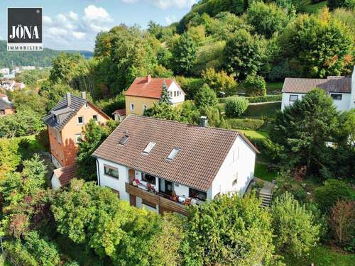 Bild 1 - Mehrfamilienhaus am Fuße der Plassenburg - Wohnen mit Weitblick